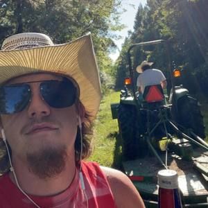 Meet your Posher, Cody